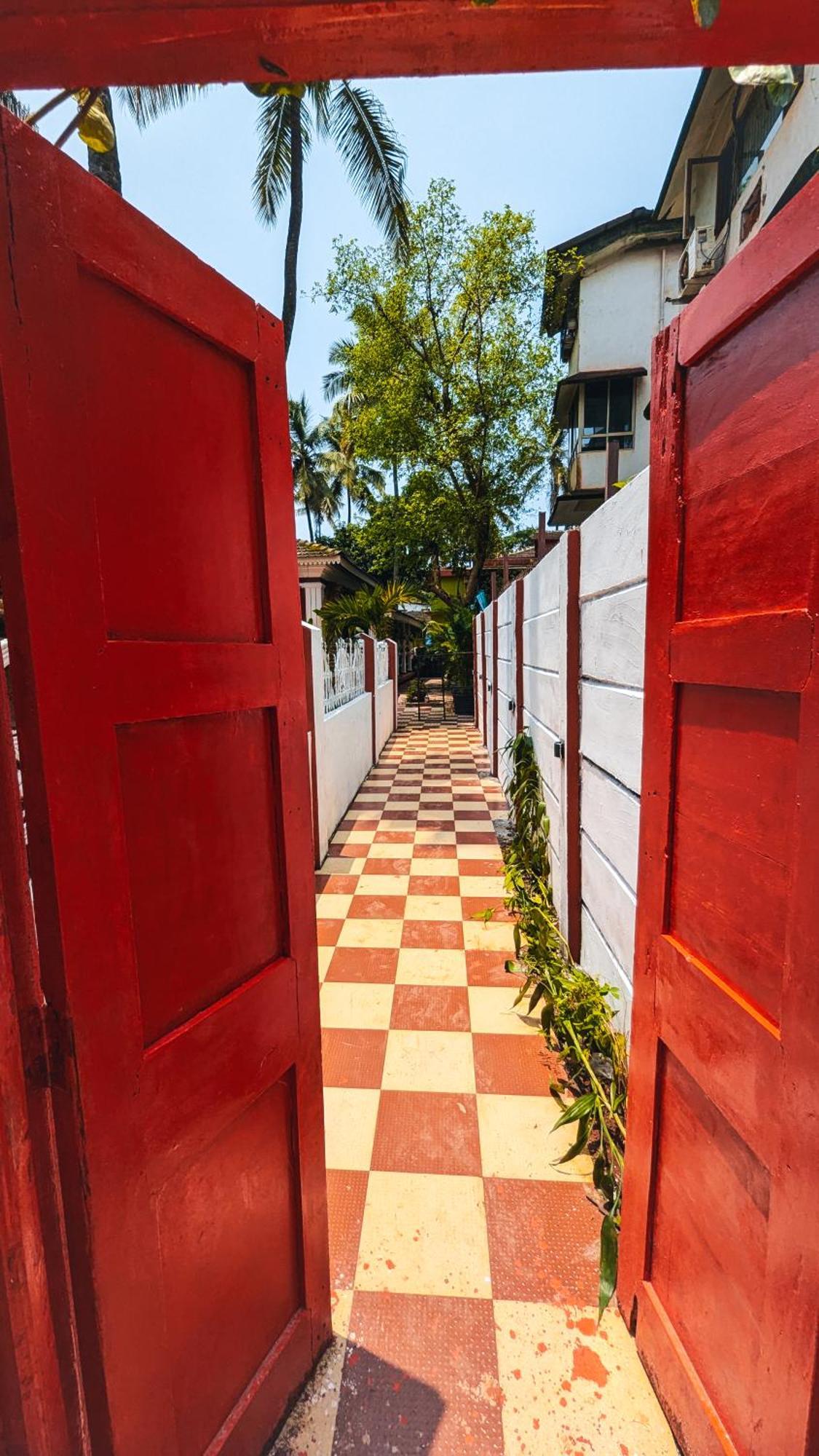 The First House By V3Homestay 4Bhk Private Pool Calangute Luaran gambar