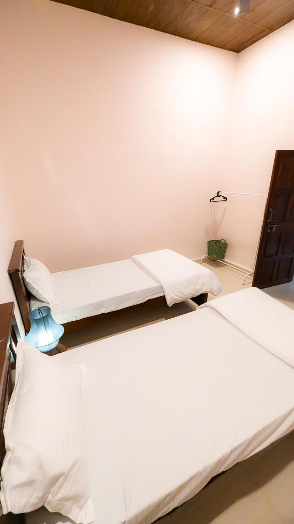The First House By V3Homestay 4Bhk Private Pool Calangute Luaran gambar